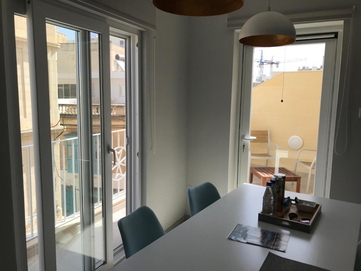 סליאמה The Three Trees Apartments מראה חיצוני תמונה