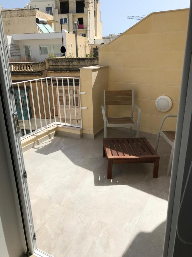 סליאמה The Three Trees Apartments מראה חיצוני תמונה