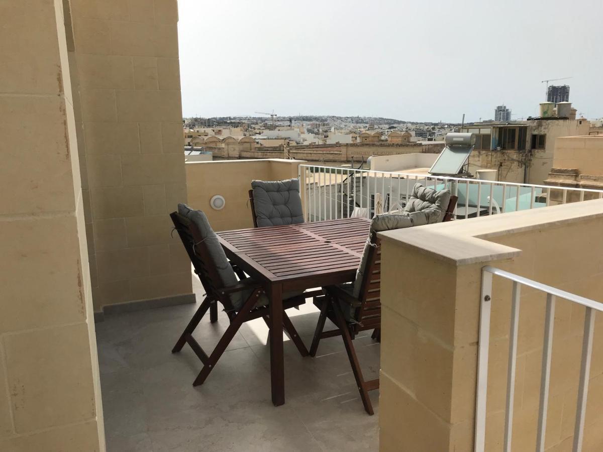 סליאמה The Three Trees Apartments מראה חיצוני תמונה