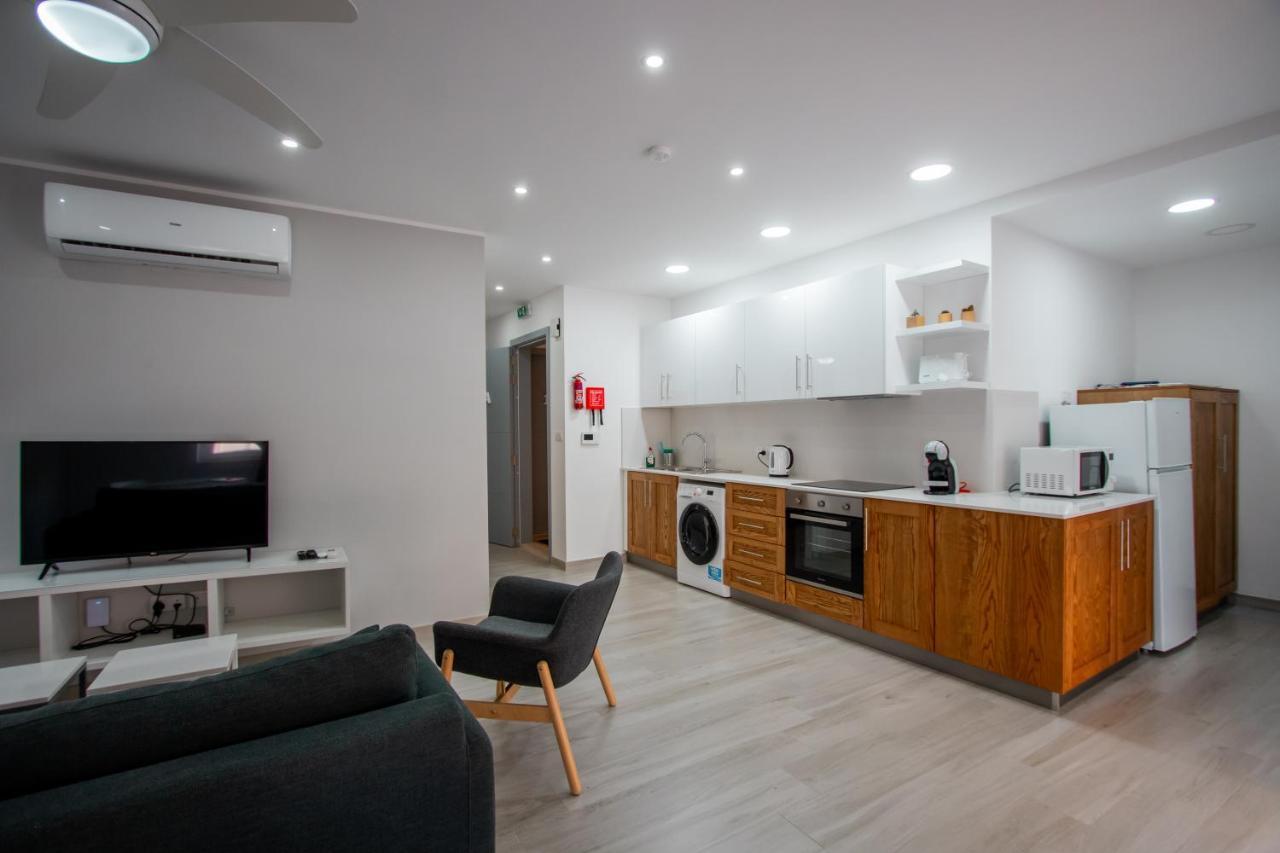 סליאמה The Three Trees Apartments מראה חיצוני תמונה