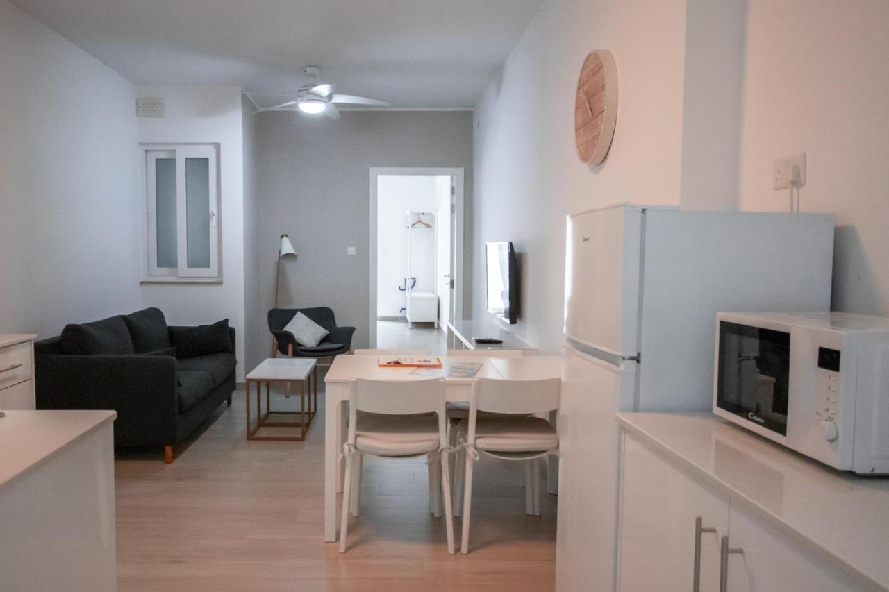 סליאמה The Three Trees Apartments מראה חיצוני תמונה