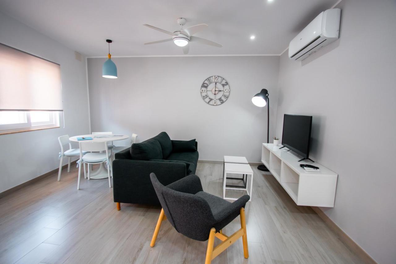 סליאמה The Three Trees Apartments מראה חיצוני תמונה