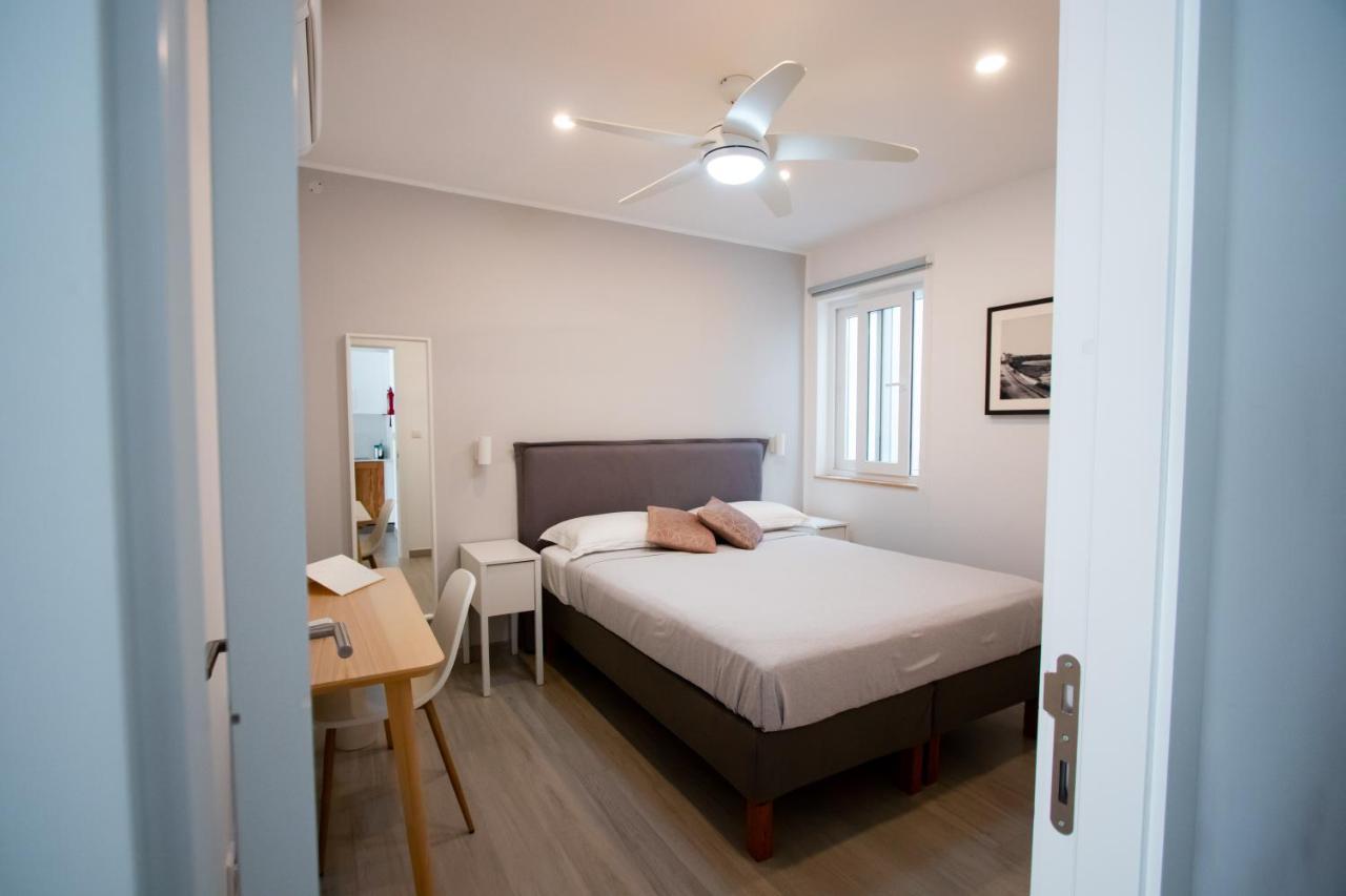 סליאמה The Three Trees Apartments מראה חיצוני תמונה